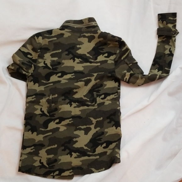 Fitted Camo Army Style Jacket w/ Cinch Waist - Picture 5 of 8